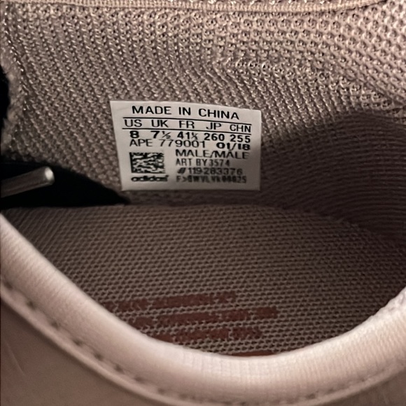 Mens adidas tubular shadow 2018. New with tags. - Picture 5 of 9